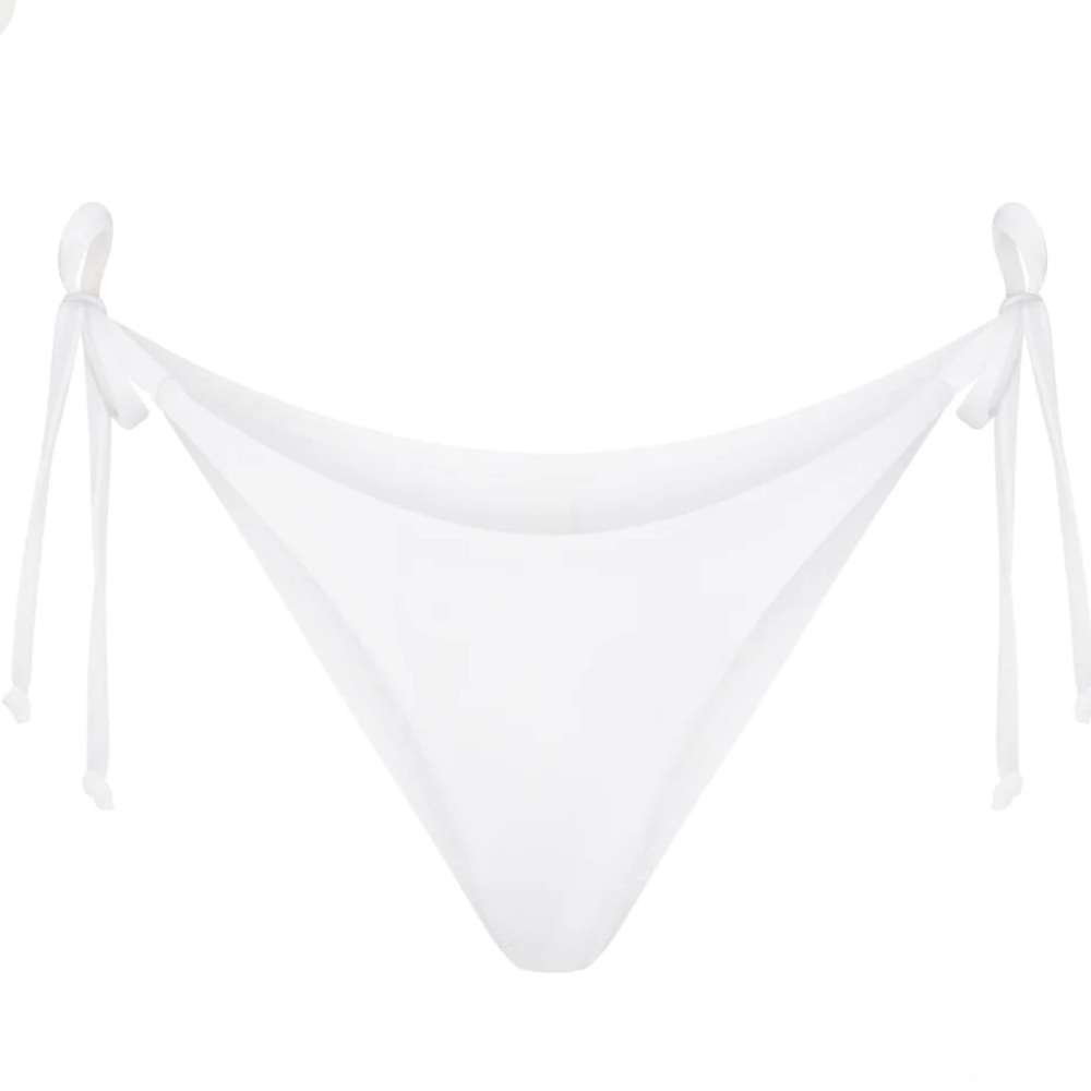 Skims Dipped Tie Bottom